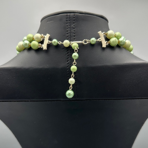Japan Green Beaded Necklace - Picture 4 of 5